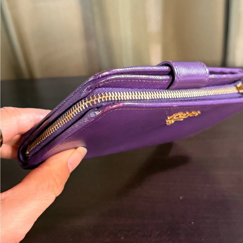Prada Purple Saffiano Zip Wallet with Gold Logo - Picture 3 of 8